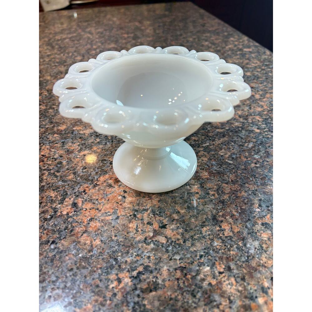 Vintage Anchor Hocking Old Colony Lace Edge Milk Glass Pedestal Candy Dish 5"